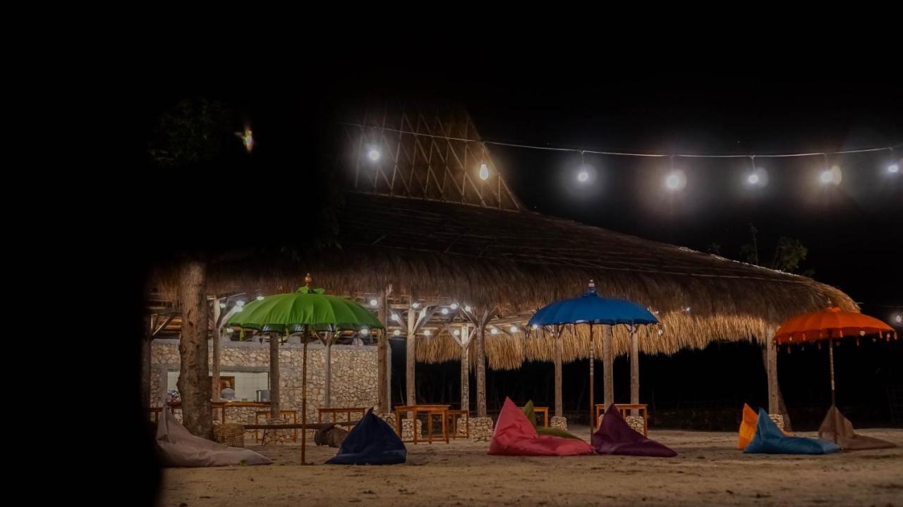 Costa Beach Resort & Club Waingapu Esterno foto